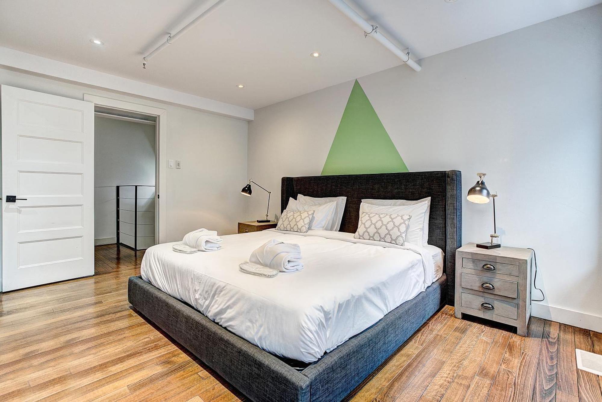 The Francois Xavier-Old Montreal Aparthotel ภายนอก รูปภาพ