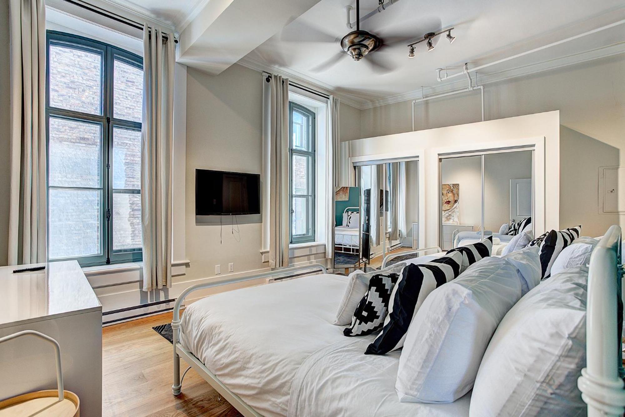 The Francois Xavier-Old Montreal Aparthotel ภายนอก รูปภาพ